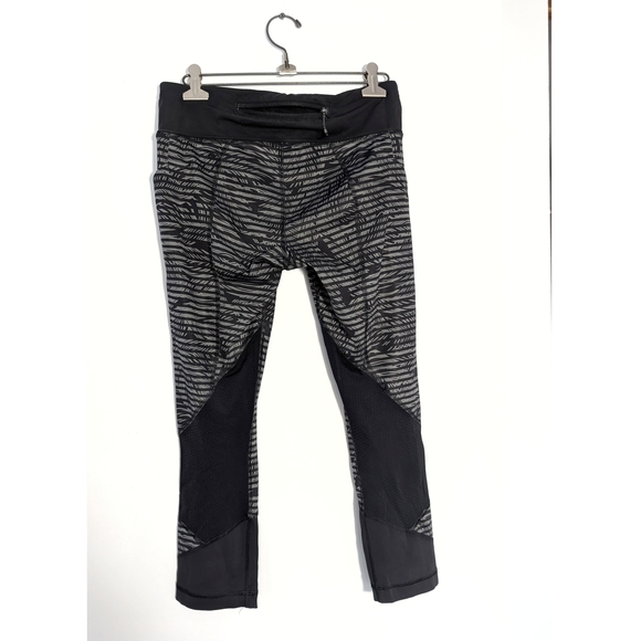 Lululemon Leggings Pace Rival Crop *Full-On Luxtreme (Size 6) - Picture 5 of 8